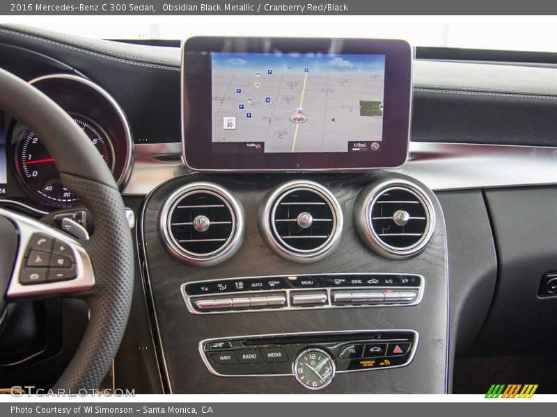 Navigation of 2016 C 300 Sedan