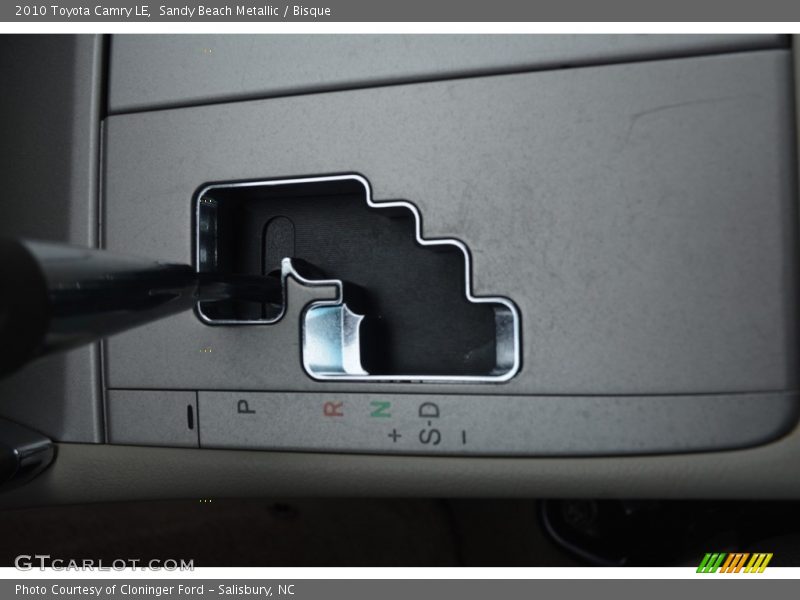 Sandy Beach Metallic / Bisque 2010 Toyota Camry LE