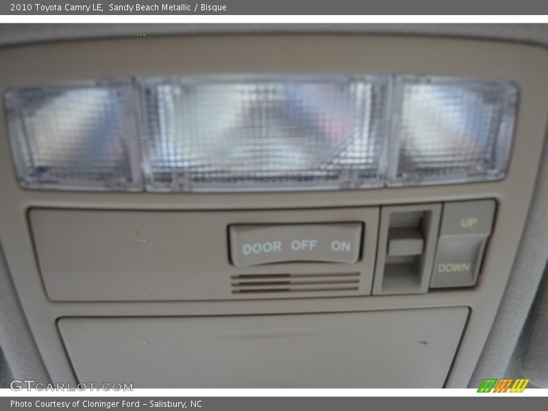 Sandy Beach Metallic / Bisque 2010 Toyota Camry LE