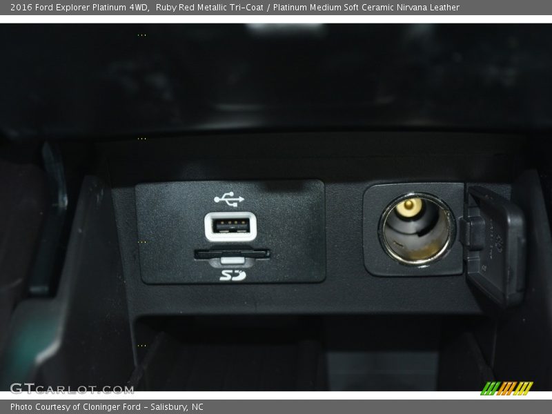 Ruby Red Metallic Tri-Coat / Platinum Medium Soft Ceramic Nirvana Leather 2016 Ford Explorer Platinum 4WD