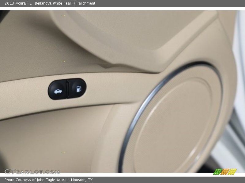 Bellanova White Pearl / Parchment 2013 Acura TL