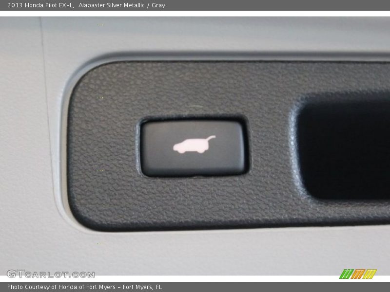 Alabaster Silver Metallic / Gray 2013 Honda Pilot EX-L