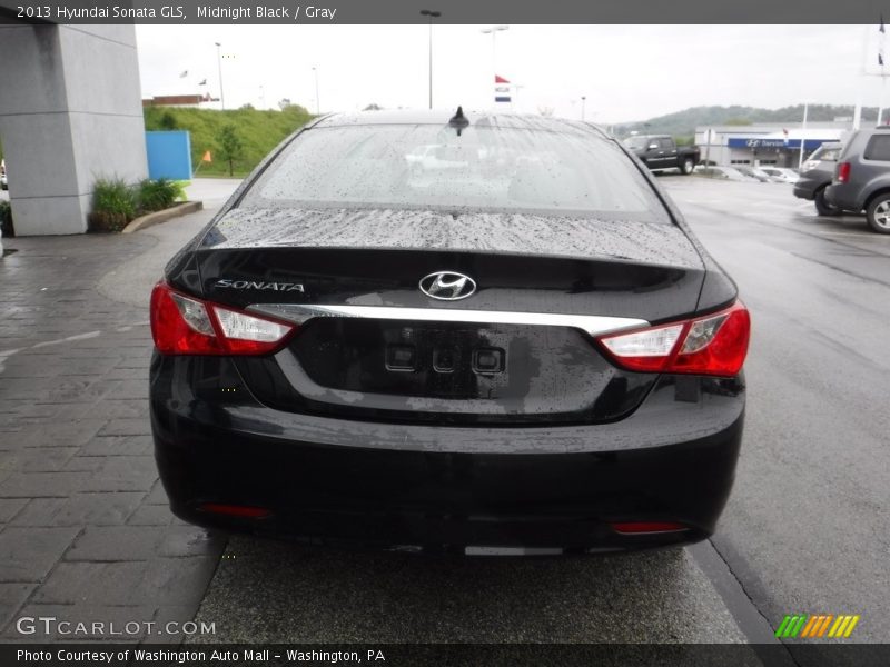 Midnight Black / Gray 2013 Hyundai Sonata GLS