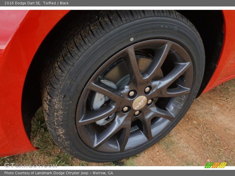 TorRed / Black 2016 Dodge Dart SE