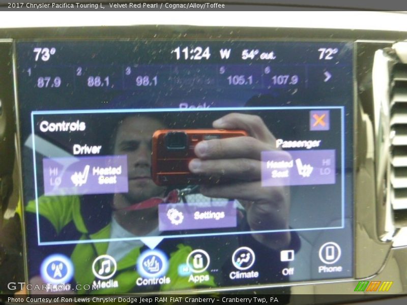 Velvet Red Pearl / Cognac/Alloy/Toffee 2017 Chrysler Pacifica Touring L