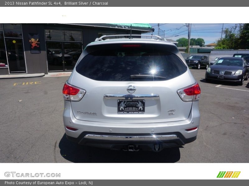 Brilliant Silver / Charcoal 2013 Nissan Pathfinder SL 4x4