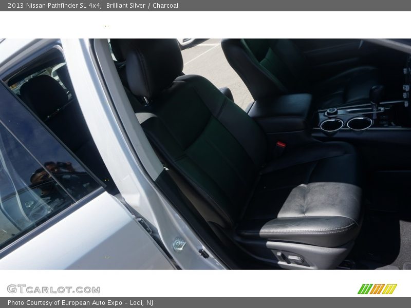 Brilliant Silver / Charcoal 2013 Nissan Pathfinder SL 4x4