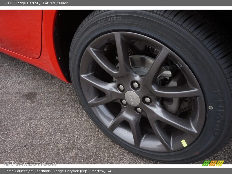 TorRed / Black 2016 Dodge Dart SE