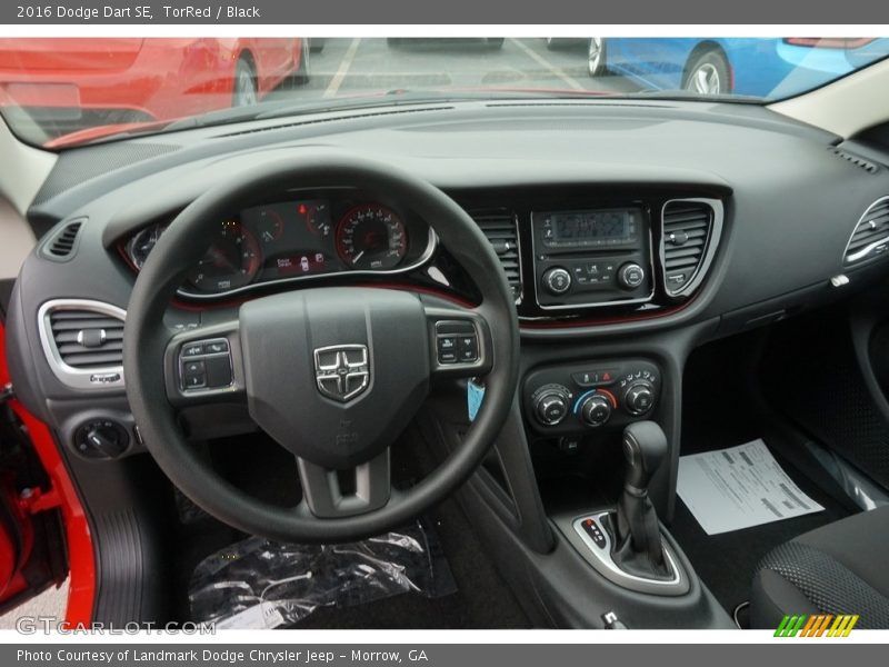 TorRed / Black 2016 Dodge Dart SE