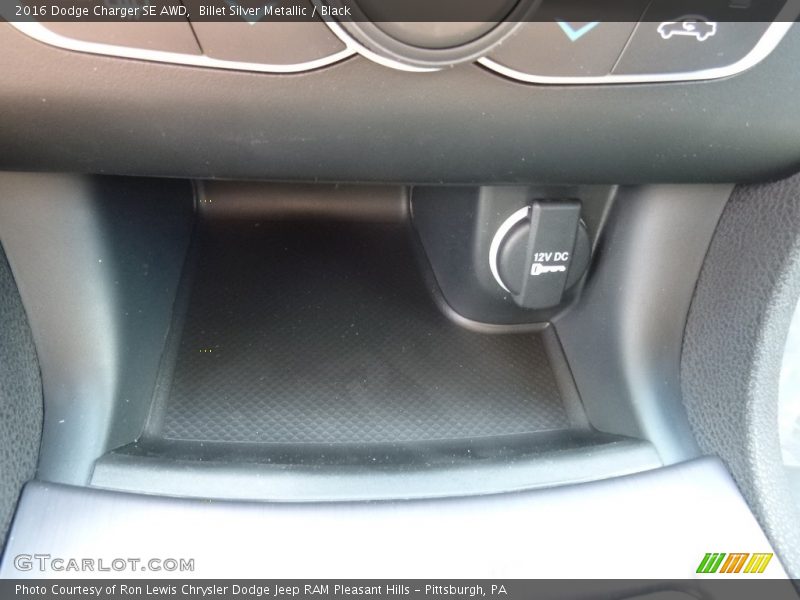 Billet Silver Metallic / Black 2016 Dodge Charger SE AWD
