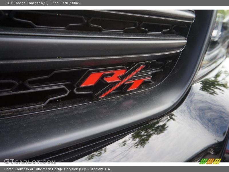 Pitch Black / Black 2016 Dodge Charger R/T