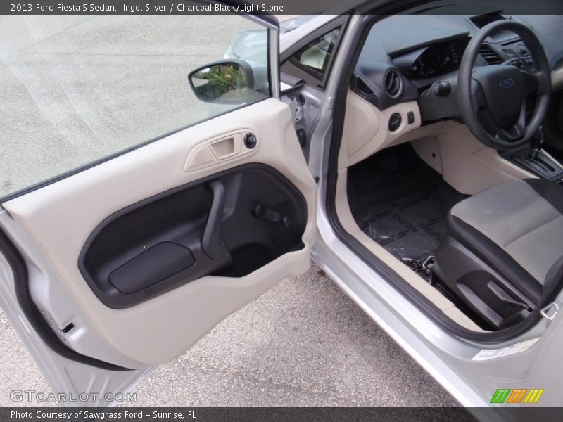 Ingot Silver / Charcoal Black/Light Stone 2013 Ford Fiesta S Sedan