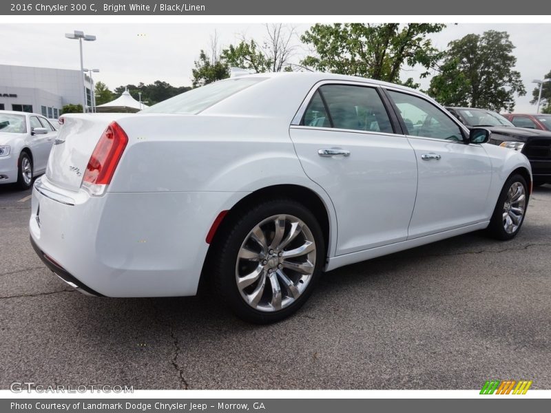 Bright White / Black/Linen 2016 Chrysler 300 C