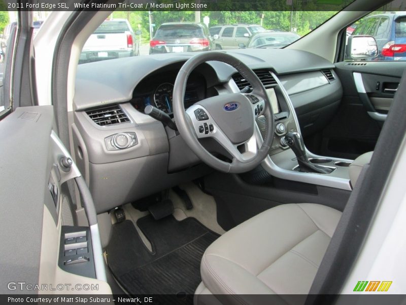 White Platinum Tri-Coat / Medium Light Stone 2011 Ford Edge SEL
