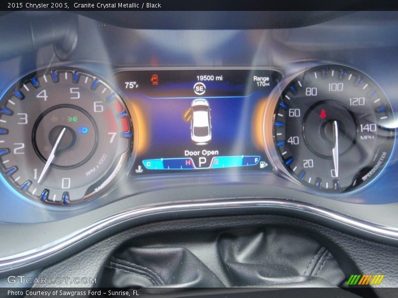 Granite Crystal Metallic / Black 2015 Chrysler 200 S