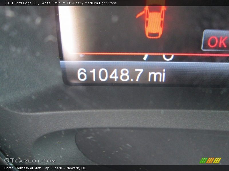 White Platinum Tri-Coat / Medium Light Stone 2011 Ford Edge SEL