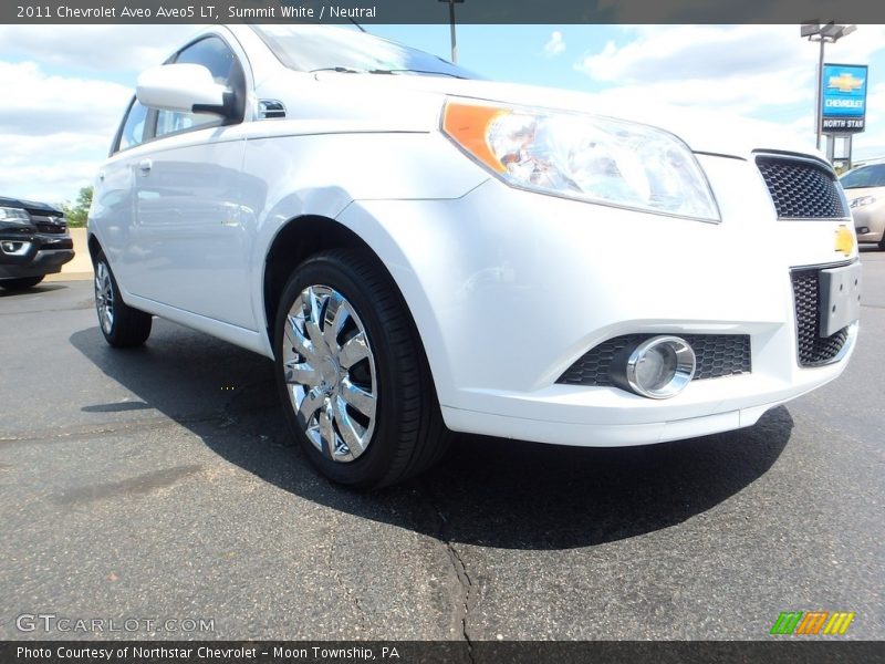 Summit White / Neutral 2011 Chevrolet Aveo Aveo5 LT