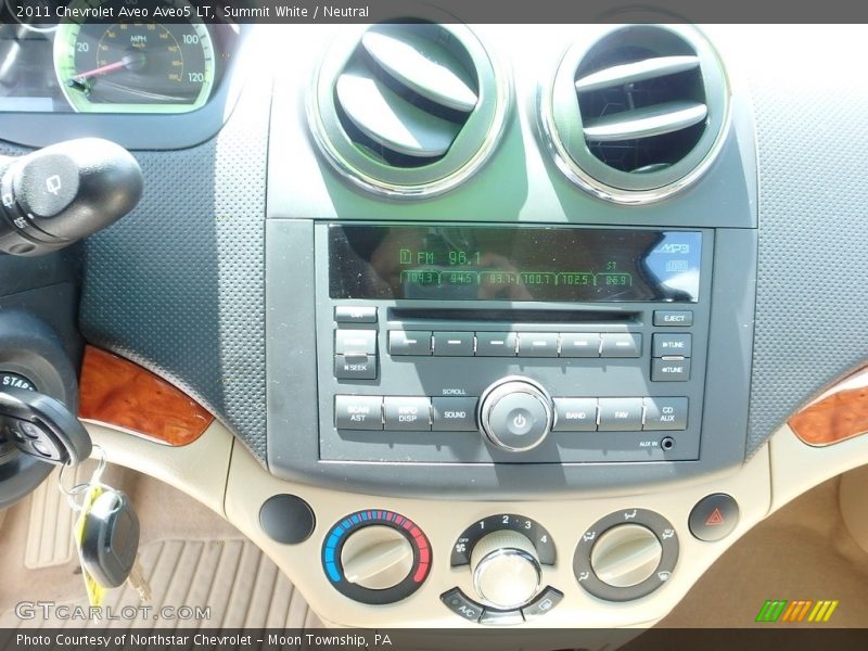 Summit White / Neutral 2011 Chevrolet Aveo Aveo5 LT