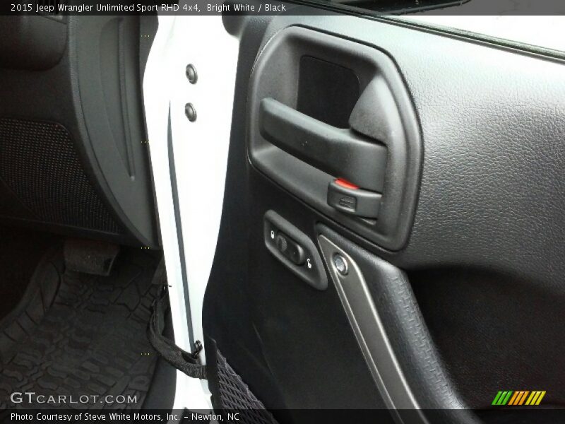Bright White / Black 2015 Jeep Wrangler Unlimited Sport RHD 4x4