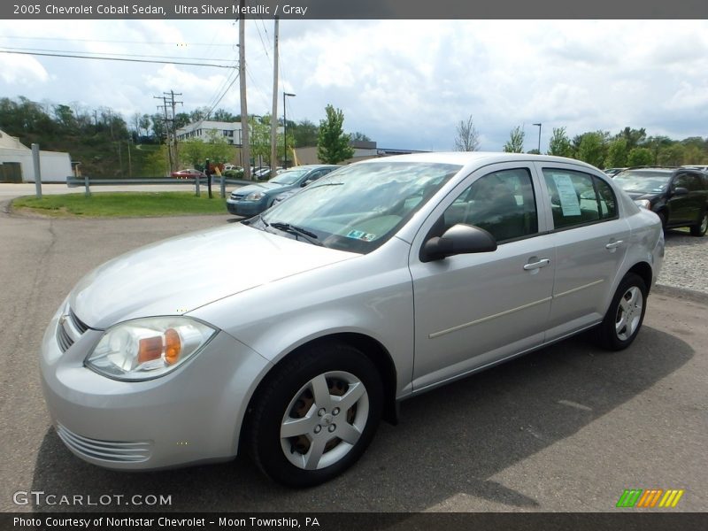 Ultra Silver Metallic / Gray 2005 Chevrolet Cobalt Sedan