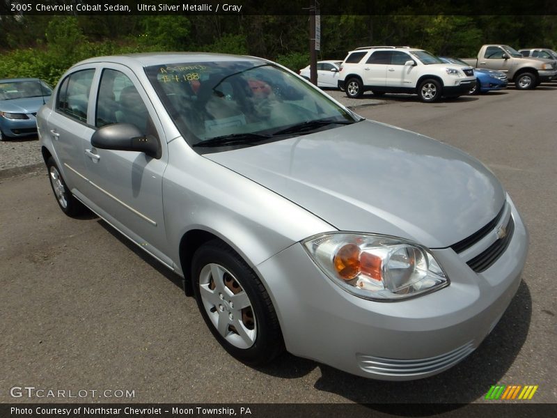 Ultra Silver Metallic / Gray 2005 Chevrolet Cobalt Sedan