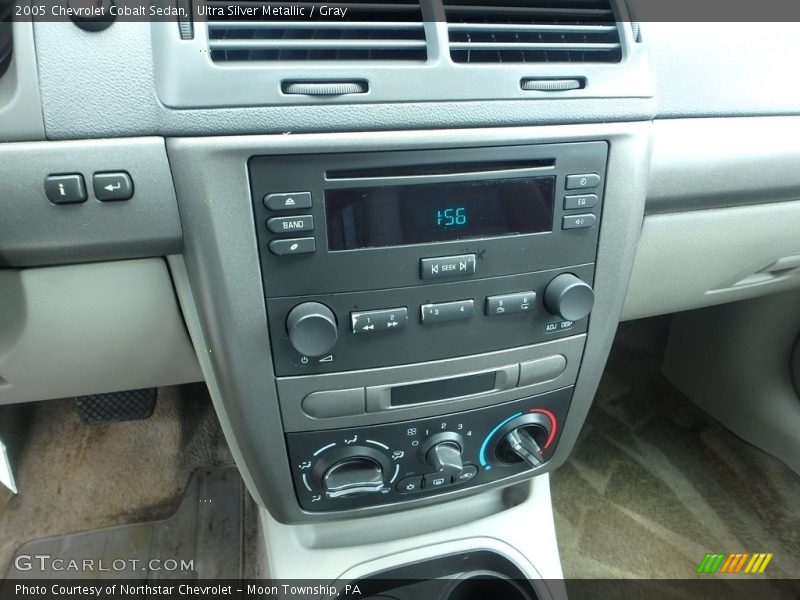 Ultra Silver Metallic / Gray 2005 Chevrolet Cobalt Sedan