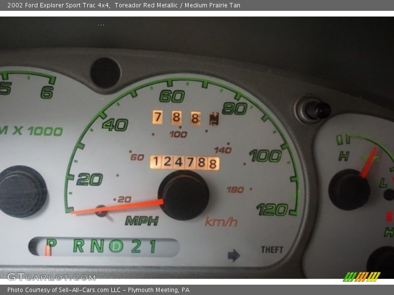 Toreador Red Metallic / Medium Prairie Tan 2002 Ford Explorer Sport Trac 4x4