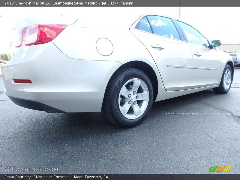 Champagne Silver Metallic / Jet Black/Titanium 2013 Chevrolet Malibu LS