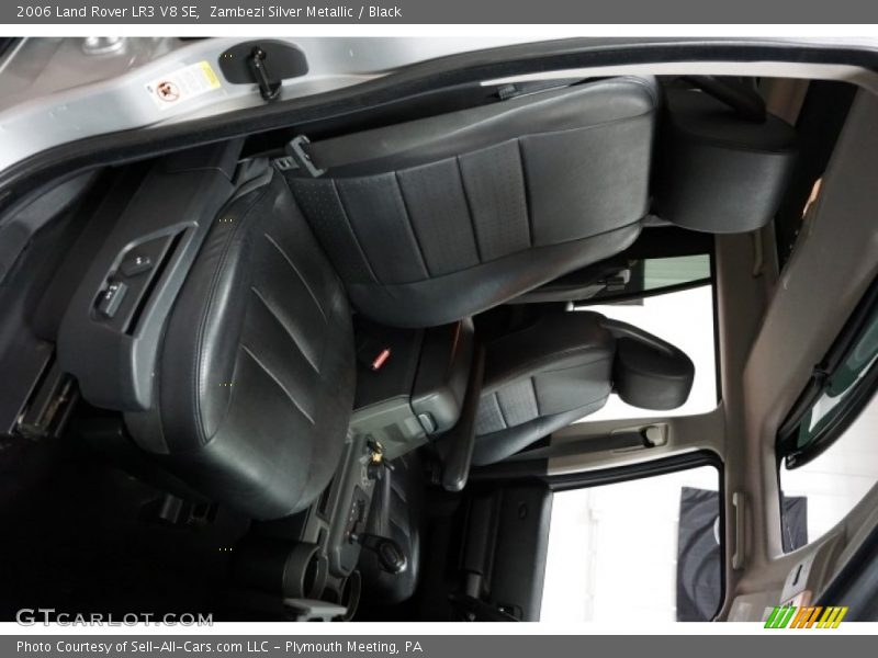 Zambezi Silver Metallic / Black 2006 Land Rover LR3 V8 SE