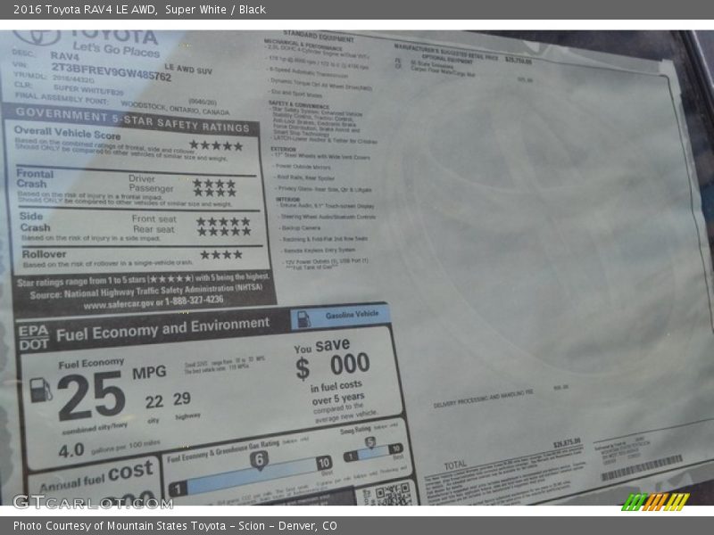 Super White / Black 2016 Toyota RAV4 LE AWD