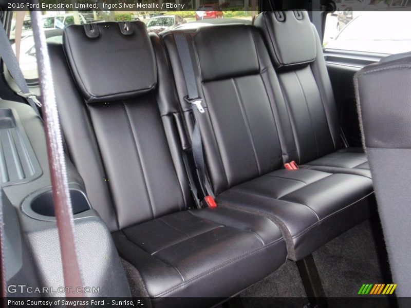 Ingot Silver Metallic / Ebony 2016 Ford Expedition Limited