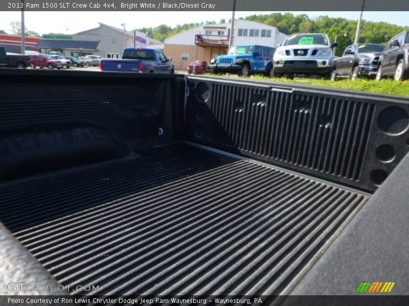Bright White / Black/Diesel Gray 2013 Ram 1500 SLT Crew Cab 4x4