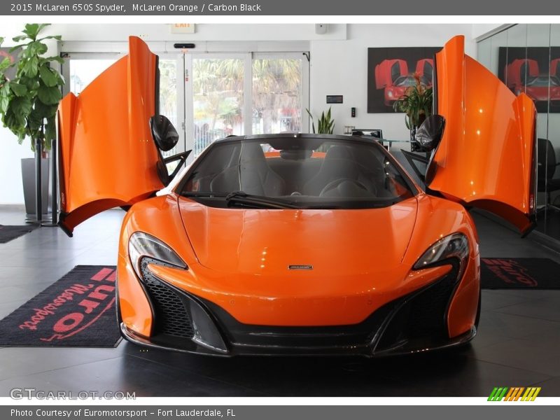 McLaren Orange / Carbon Black 2015 McLaren 650S Spyder