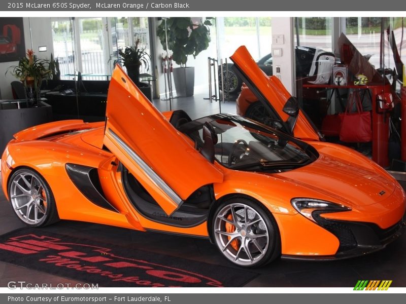 McLaren Orange / Carbon Black 2015 McLaren 650S Spyder