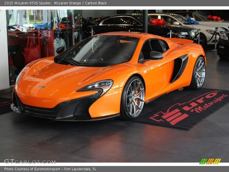 McLaren Orange / Carbon Black 2015 McLaren 650S Spyder