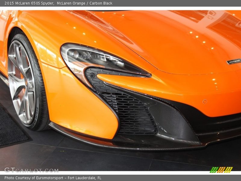McLaren Orange / Carbon Black 2015 McLaren 650S Spyder
