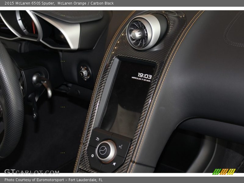 McLaren Orange / Carbon Black 2015 McLaren 650S Spyder