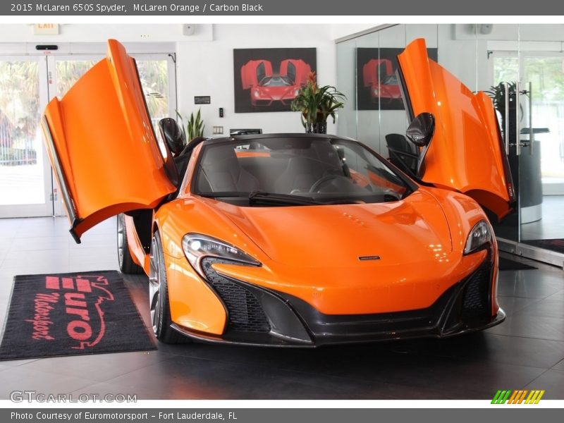McLaren Orange / Carbon Black 2015 McLaren 650S Spyder