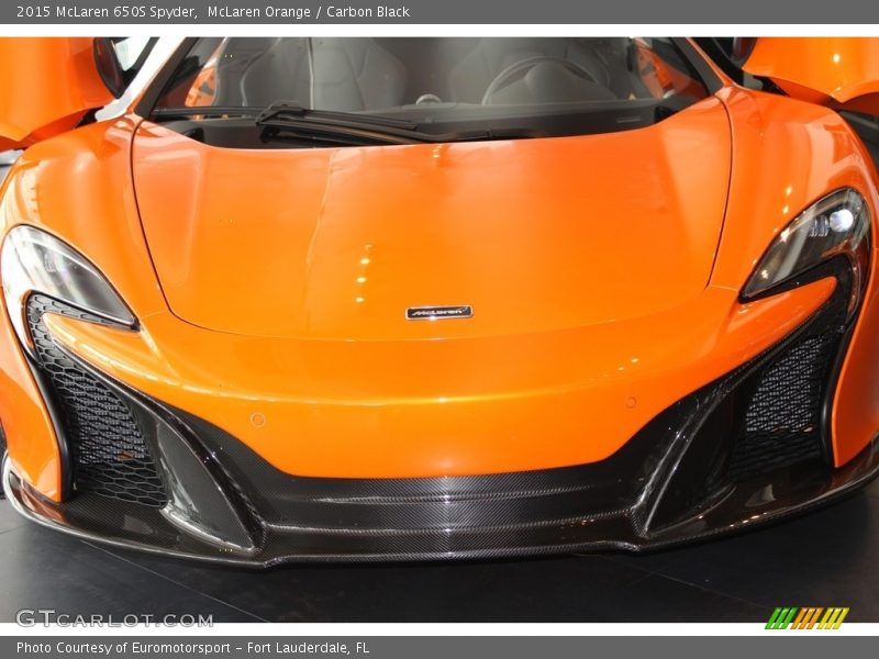 McLaren Orange / Carbon Black 2015 McLaren 650S Spyder
