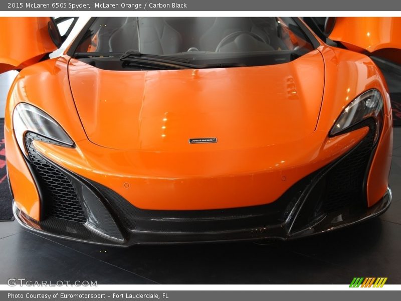 McLaren Orange / Carbon Black 2015 McLaren 650S Spyder
