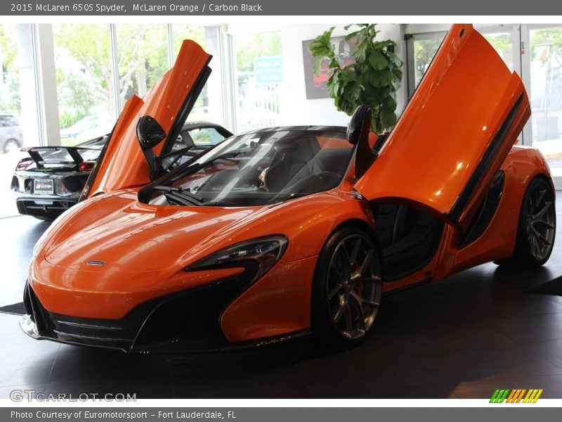 McLaren Orange / Carbon Black 2015 McLaren 650S Spyder