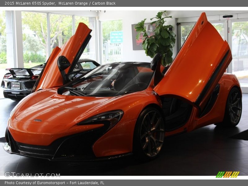 McLaren Orange / Carbon Black 2015 McLaren 650S Spyder