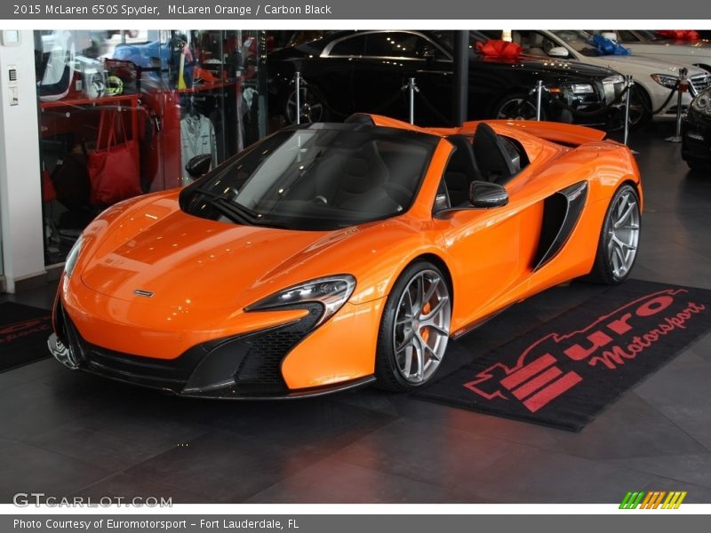 McLaren Orange / Carbon Black 2015 McLaren 650S Spyder