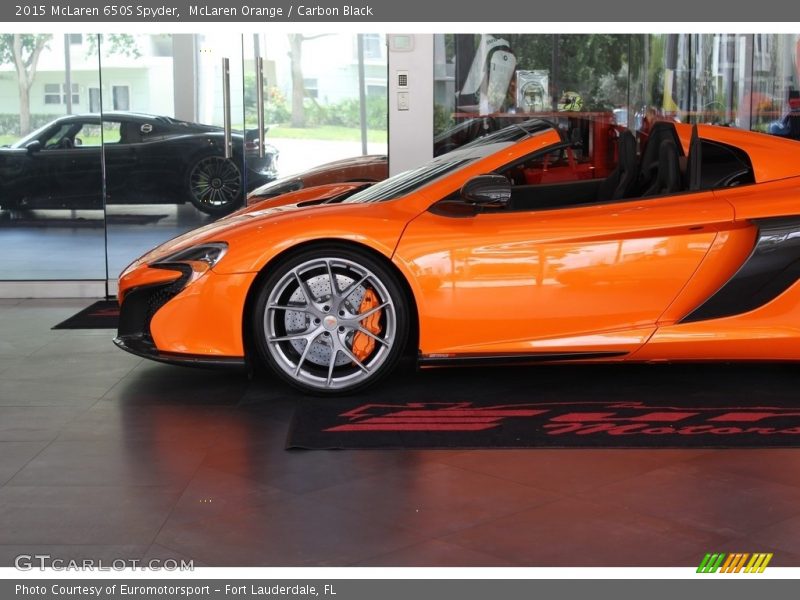 McLaren Orange / Carbon Black 2015 McLaren 650S Spyder