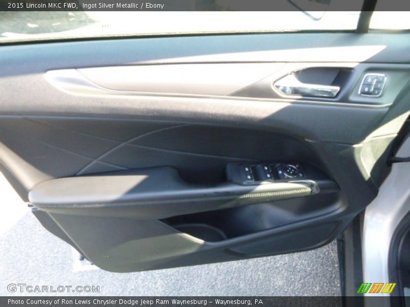 Ingot Silver Metallic / Ebony 2015 Lincoln MKC FWD