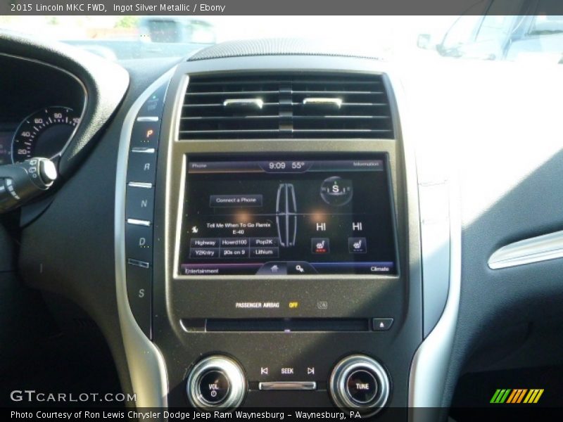 Ingot Silver Metallic / Ebony 2015 Lincoln MKC FWD