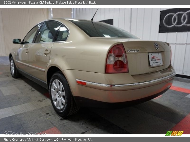 Mojave Beige Metallic / Black 2002 Volkswagen Passat GLS Sedan