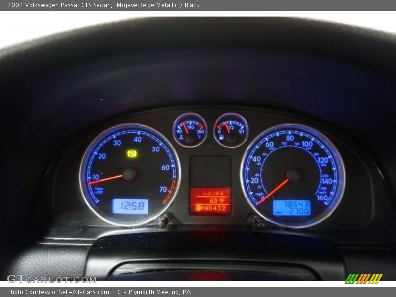 Mojave Beige Metallic / Black 2002 Volkswagen Passat GLS Sedan