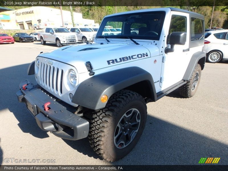 Bright White / Black 2016 Jeep Wrangler Rubicon 4x4