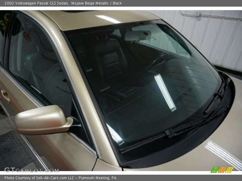 Mojave Beige Metallic / Black 2002 Volkswagen Passat GLS Sedan